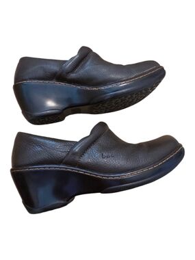 B.o.c Brown Leather Clogs Size 9 Womens